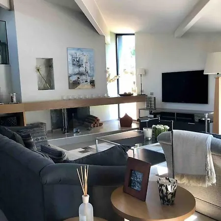 Nostra * Saint-Raphaël