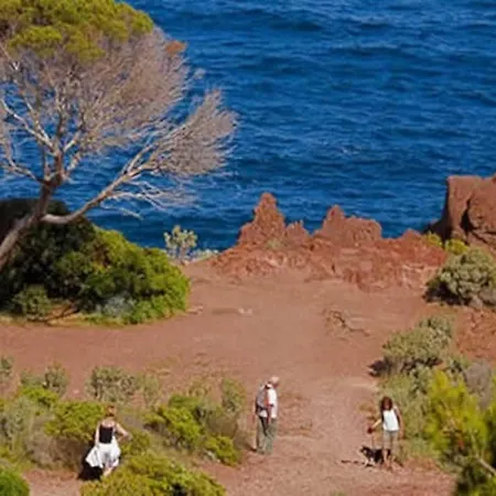 Nostra Saint-Raphaël