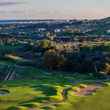 فيلة Nostra Saint-Raphaël